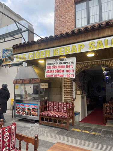 Tas ciğer kebap salonu 