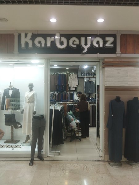 Karbeyaz giyim 