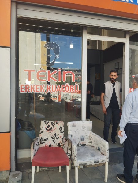 Tekin erkek kuaförü 